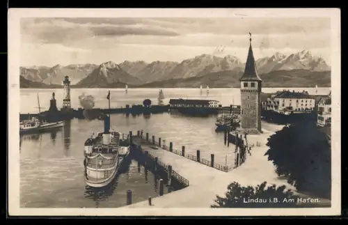 AK Lindau i. B., Am Hafen, Mangturm, Leuchtturm
