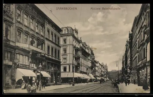 AK Saarbrücken, Blick in die Mittlere Bahnhofstrasse