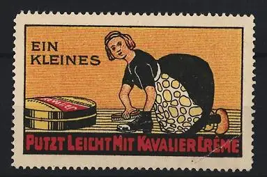 Reklamemarke Kavalier Lederputzcreme, Putzmittelwerbung mit Frau beim Schuheputzen