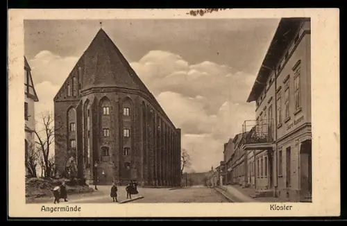 AK Angermünde, Kloster und Strasse mit Kindern