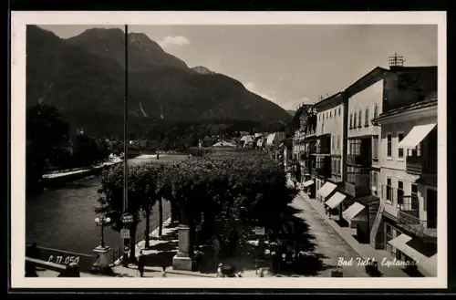 AK Bad Ischl, Esplanade am Wasser