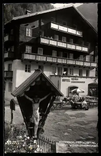 AK Hinterbichl /Osttirol, Hotel Wiener Sängerknaben, Wegkreuz