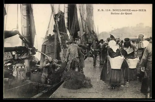 AK Boulogne-sur-Mer, Scène de Quai