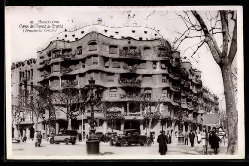 AK Barcelona, Casa del Paseo de Gracia, Arquitecto Gaudi