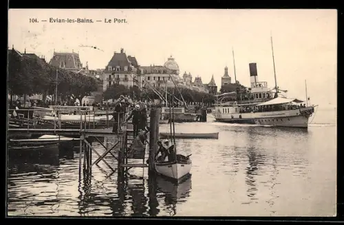 AK Evian-les-Bains, Le Port