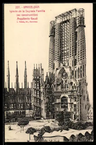AK Barcelona, Iglesia de la Sagrada Familia, en construcción Arquitecto Gaudí