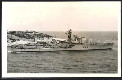 Fotografie Anthony & Joseph Pavia, Valetta / Malta, Royal Navy Kriegsschiff HMS Dainty Zerstörer D108
