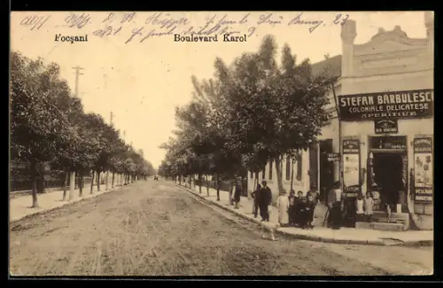 AK Focsani, Boulevard Karol mit Geschäft