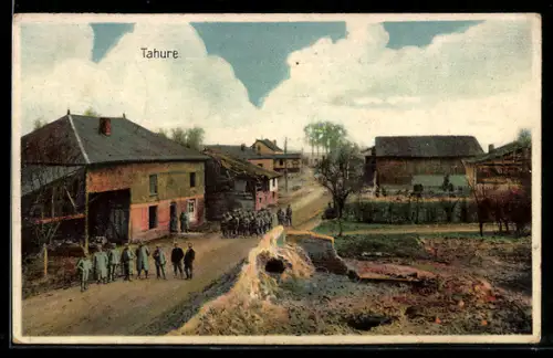 AK Tahure, Deutsche Soldaten auf der Dorfstrasse