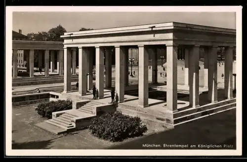 AK München, Ehrentempel am Königsplatz