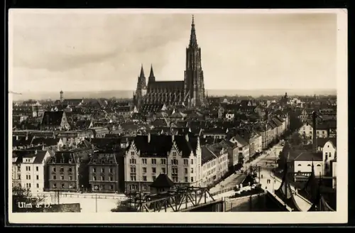 AK Ulm a. D., Ortsansicht mit Münster u. Brücke