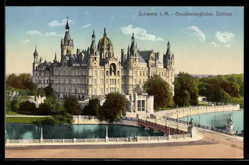 AK Schwerin i. M., Grossherzogliches Schloss, Brücke