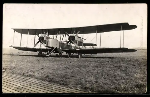 AK Britisches Vickers Vimy Bombenflugzueg