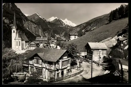 AK Heiligenblut, Ortsansicht mit Grossglockner
