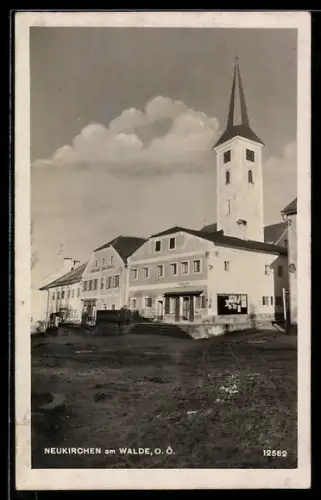 AK Neukirchen am Walde, Blick zur Kirche