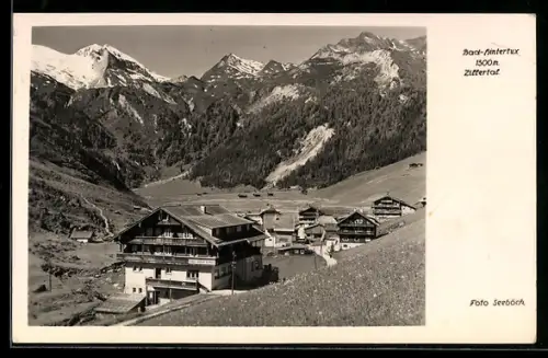AK Hintertux, Ort mit Gebirgspanorama