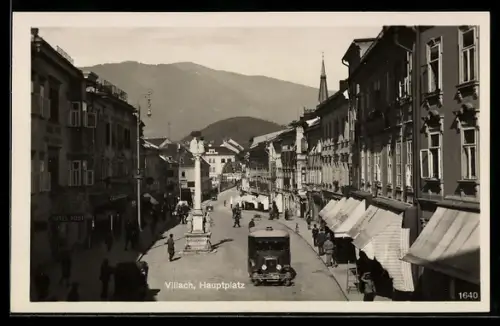 AK Villach, Hauptplatz mit Säule aus der Vogelschau