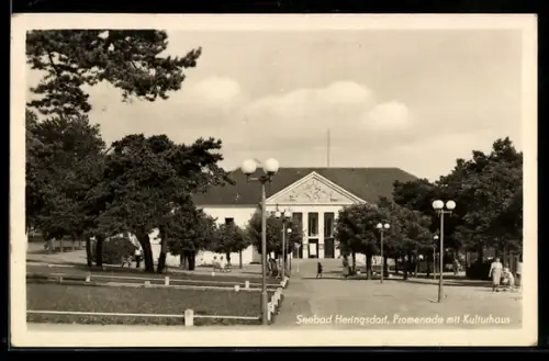 AK Heringsdorf, Promenade mit Kulturhaus