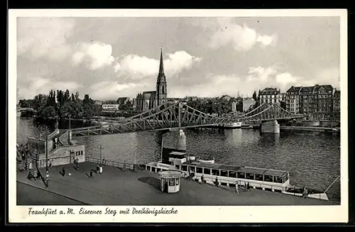 AK Frankfurt a. M., Eiserner Steg, Dreikönigskirche, Kassenhäuschen