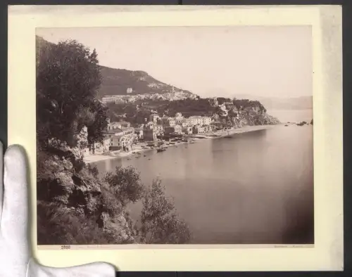 Fotografie G. Sommer, Napoli, Ansicht Vietri, Strada di Amalfi, Blick auf den Ort, Grossformat 31 x 24cm