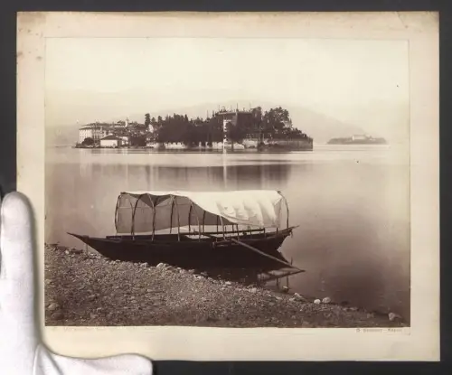 Fotografie G. Sommer, Napoli, Ansicht Isola Bella, Blick nach der Isola Madre, Grossformat 31 x 24cm