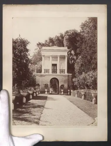 Fotografie unbekannter Fotograf, Ansicht Pegli, Caffe in der Villa Pallavicini, Grossformat 24 x 31cm