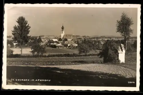 AK St. Georgen im Attergau, Blick zur Kirche