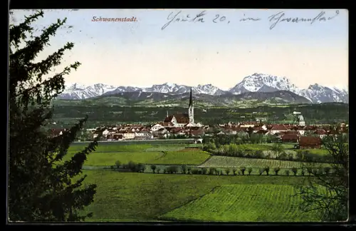 AK Schwanenstadt, Ortsansicht mit Kirche und Gebirgspanorama
