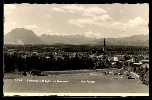 AK Schwanenstadt /O. Ö., Panorama mit Traunstein