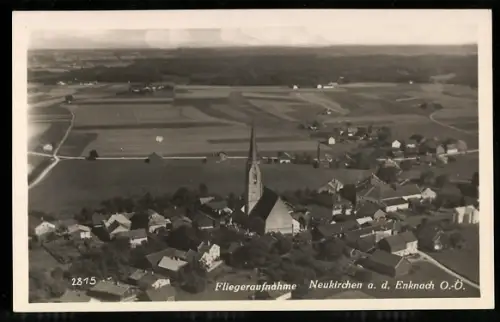 AK Neukirchen a. d. Enknach /O.-Ö., Ortsansicht vom Flugzeug aus