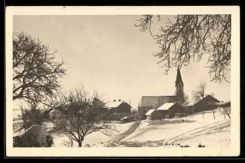 AK St. Johann a. Walde, Verschneite Ortsansicht mit Kirche
