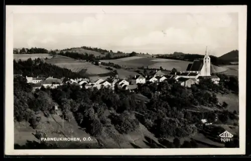 AK Pabneukirchen /O.Ö., Panorama mit Kirche