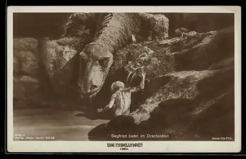 AK Ufa-Film Die Nibelungen 1.Teil, Siegfried badet im Blut des Drachen