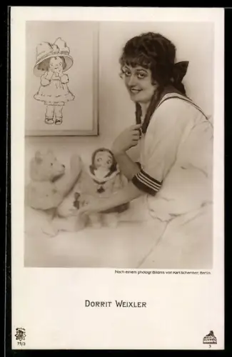 AK Schauspielerin Dorrit Weixler mit Puppe und Teddy