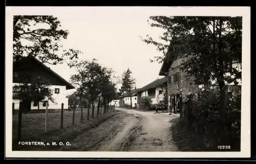 AK Pöndorf /O.-Oe., Forstern a. M., Strassenpartie im Ort