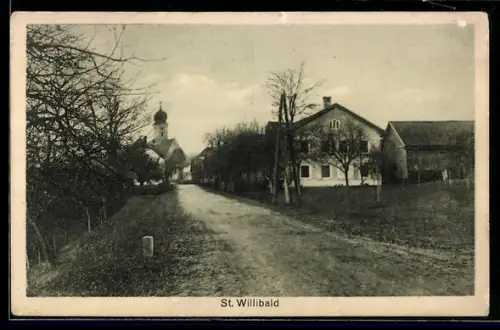 AK St. Willibald, Dorfstrasse mit Häusern und Kirche