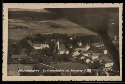 AK St. Marienkirchen bei Schärding, Fliegeraufnahme mit Kirche und Ort