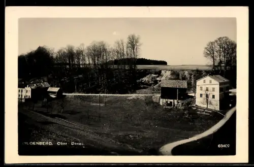 AK Gilgenberg am Weilhart, Panorama mit Häusern und Donauufer