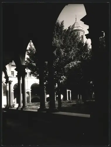 Fotografie Dr. Grebert, Ansicht Ravenna - Emilia-Romagna / Italien, Kreuzgang Benediktinerkloster San Vitale