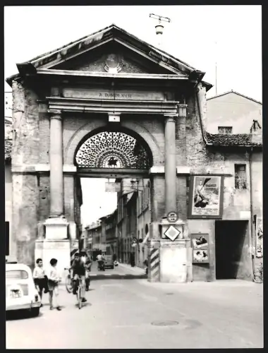 Fotografie Dr. Grebert, Ansicht Ravenna - Emilia-Romagna / Italien, Porta Nuova o Cesarea. Via Cesarea