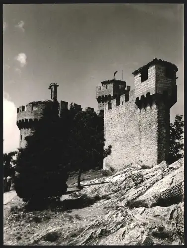 Fotografie Dr. Grebert, Ansicht San Marino, Festung auf dem Monte Titano