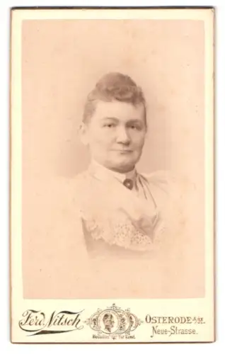 Fotografie Ferd. Nitsch, Osterode, Neue-Strasse, Damenporträt