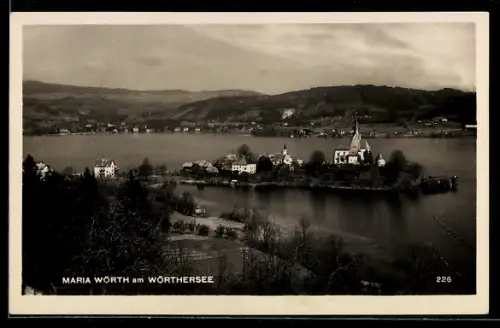 AK Maria Wörth am Wörthersee, Halbinsel mit Kirche und Seeufer