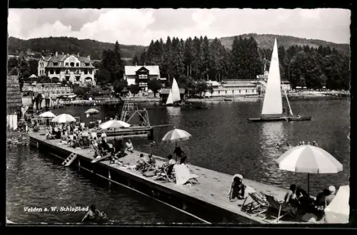 AK Velden a. W., Schlossbad mit Steg und Segelbooten