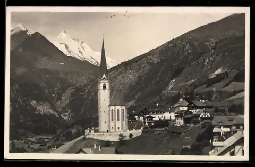 AK Heiligenblut, Kirche und Dorf mit Glockner im Hintergrund