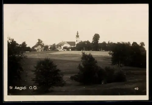 AK St. Aegidi /O.-Ö., Ortspartie mit Kirche