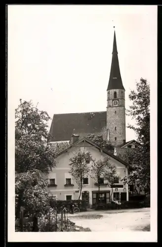Foto-AK Rossbach /O.-Oe., Kirche in der Aussenansicht