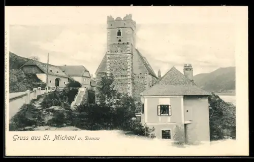 AK St. Michael a. Donau, Strassenpartie mit Kirche