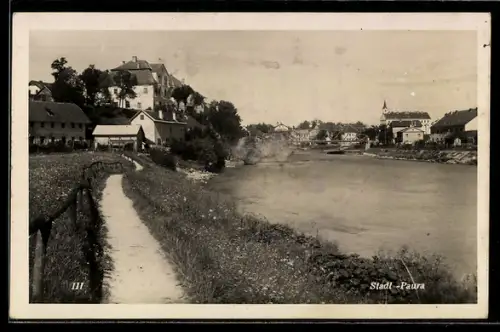 AK Stadl-Paura, Uferpartie mit Brücke