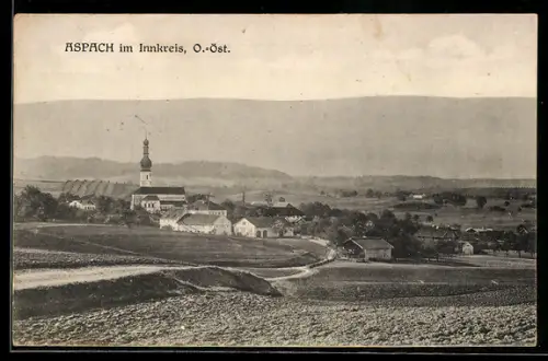 AK Aspach im Innkreis, Panorama mit Kirche und Ortschaft